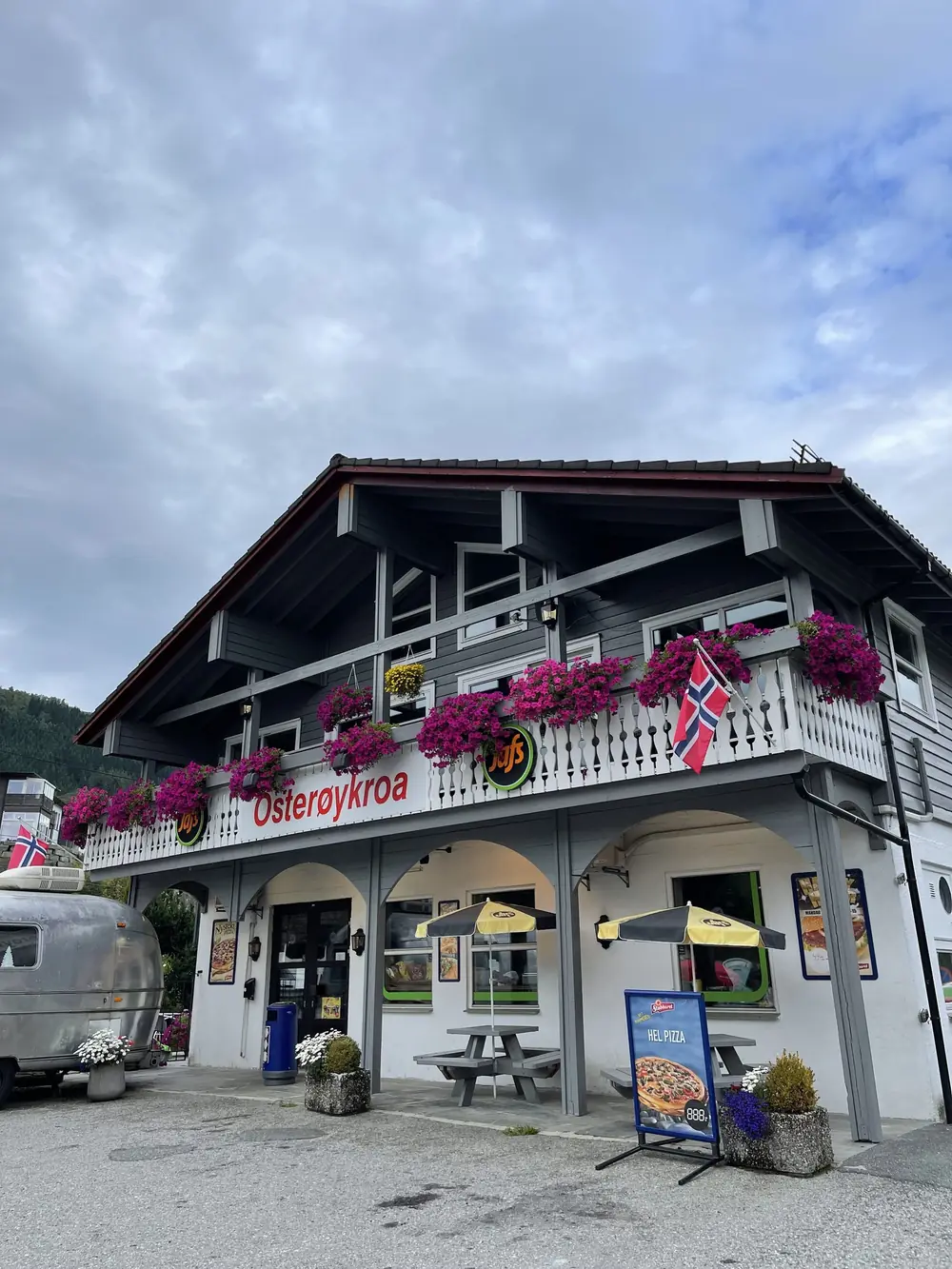Osterøykroa seen from outside