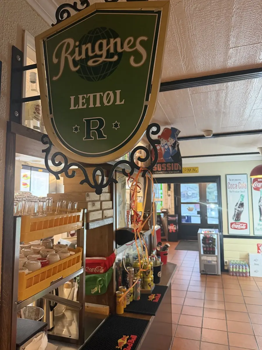 Old Ringnes light beer sign